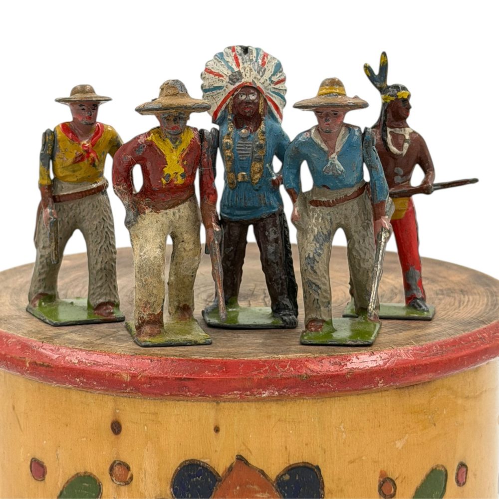 Five Britains Ltd hollow cast-lead cowboy and indian figures c.1930-1950s (Set 1) - tallest 6.5cm - Florrie