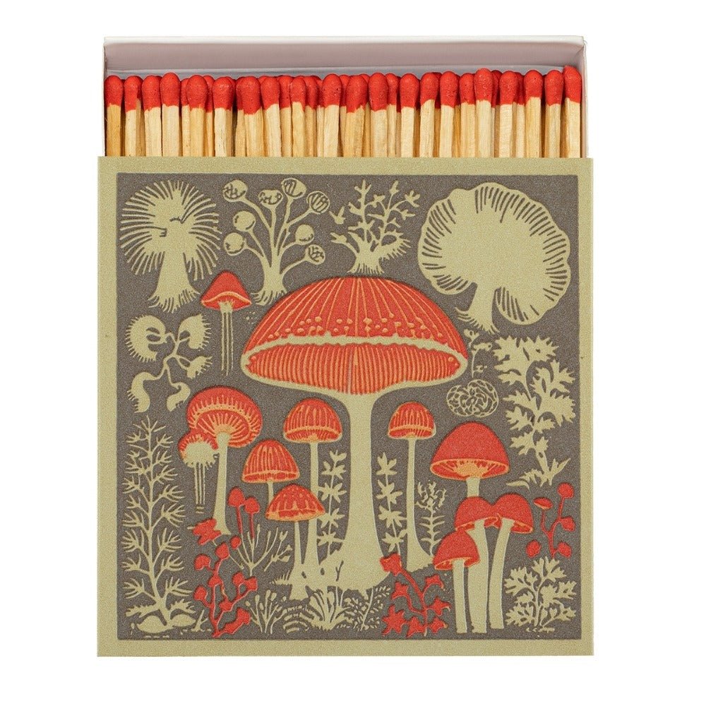 Square box of mushroom matches - Florrie