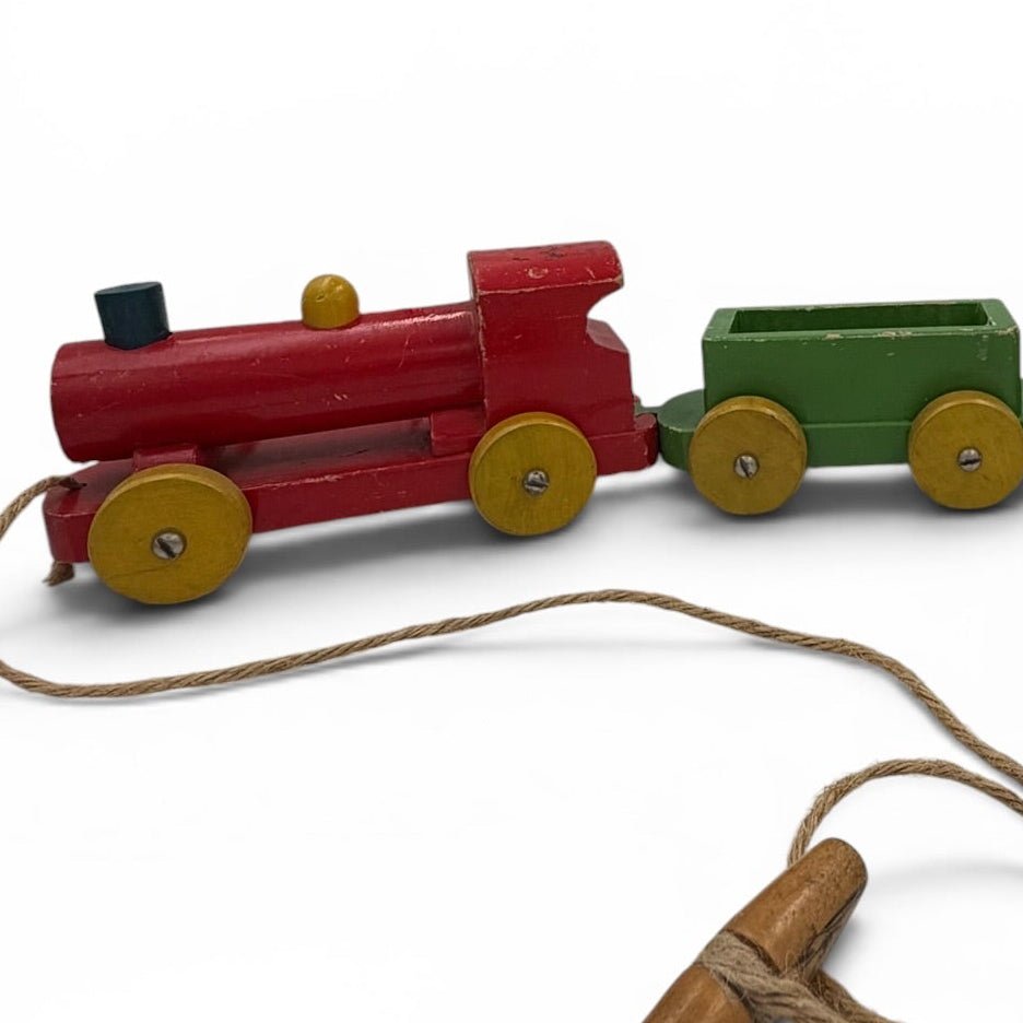 Wooden train made by Playskool c.1950-1954 - Florrie